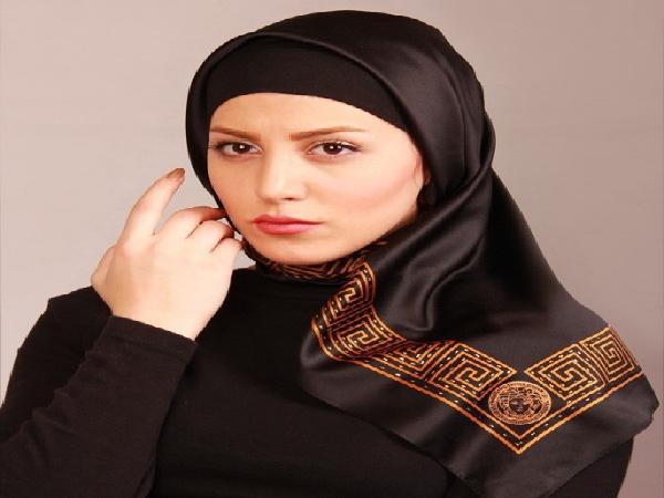 مدل روسری مشکی مجلسی ساتن نقش دار