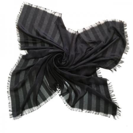 صادرات انواع روسری مشکی مجلسی ساتن نقش دار