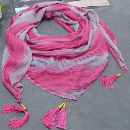 روسری ابریشمی با لطافت بسیار بالا