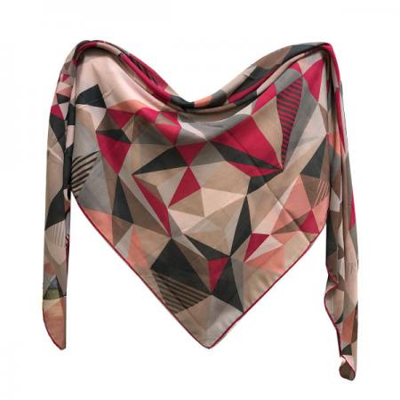 تعرق کم با استفاده روسری نخی